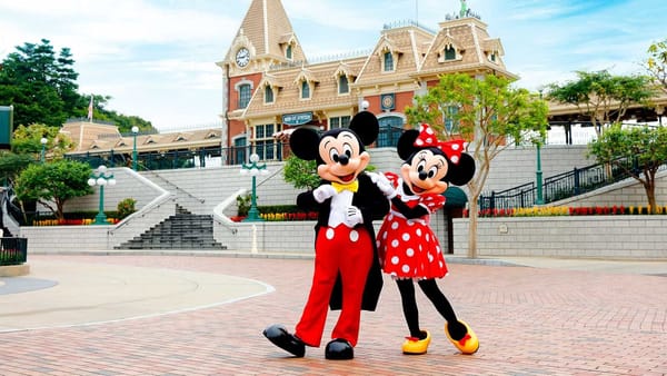 Fulfilling Daughter’s Disneyland Dream: Kaushik’s Hong Kong Family Trip with Thrillophilia